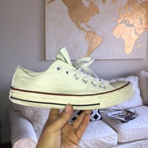White low rise converse